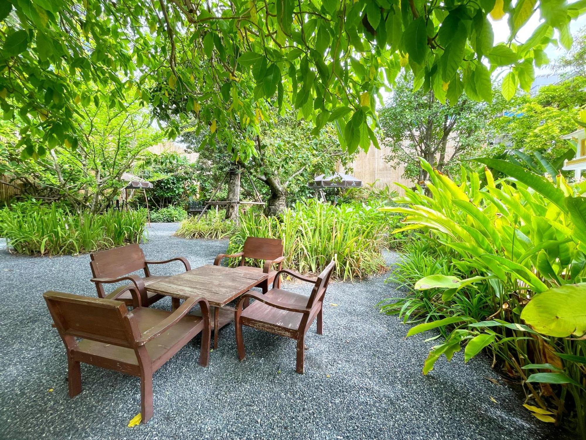 Sabai Inn Pattaya Bagian luar foto