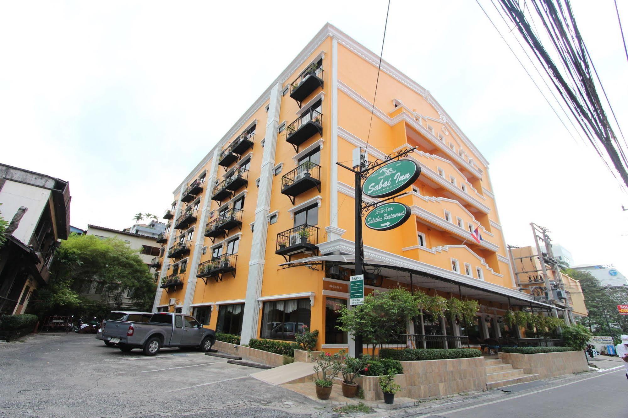 Sabai Inn Pattaya Bagian luar foto